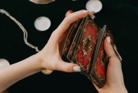 Weekly Tarot Forecast by Zodiac: July 25–31, 2022