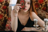 Weekly Tarot Horoscope by Zodiac: May 2–8, 2022