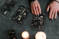 Samhain Tarot Spread for Spooky Season: 5-Card Ritual Reading