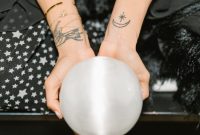 Crystals for Transformation to Use During the Upcoming Quarter Moon