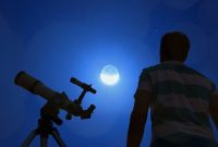 Full Moon Lunar Eclipse in Capricorn: How to Close Life Chapters and Move On