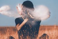 Capricorn–Aquarius Cusp: Navigating the Earth and Air Blend
