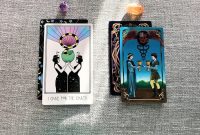 Tarot vs Oracle Cards: Key Differences and How to Choose