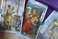 Interpreting Dreams with Tarot: A Practical Guide to Meaningful Readings
