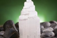 Why Selenite Crystals Boost Your Energy and Clarity
