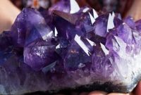 Crystals That Guide You: Find Your Life’s Path and Purpose