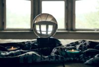 5 Questions You Should Never Ask an Astrologer