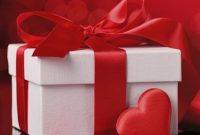 Valentine’s Gift Guide by Zodiac Sign: Ideas for Him & Her