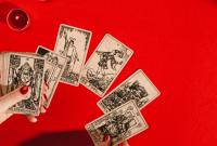 Weekly Tarot Forecast by Zodiac: October 3–9, 2022