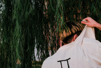 Moon in Gemini Meaning: Emotional Traits, Compatibility & Tips