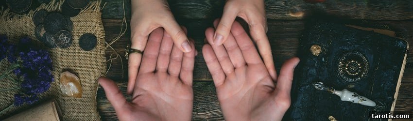 How to Get an Accurate Psychic Reading: Step-by-Step Guide 4 asking-psychics-questions