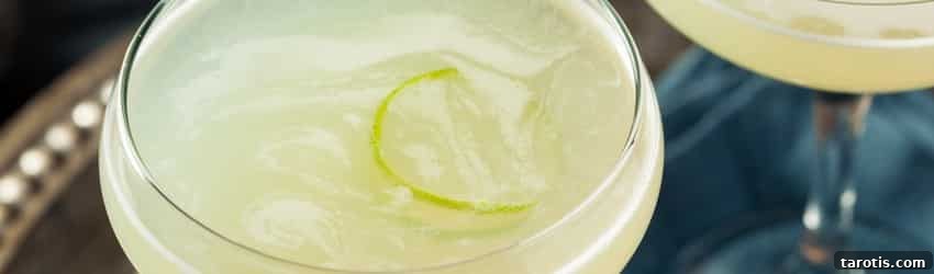 New Year’s Eve Cocktails Matched to Your Zodiac Sign 8 green-ghost-cocktail